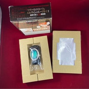 Attack on Titan Levi’s Scarf & Erwin’s Bolo Tie Box Set